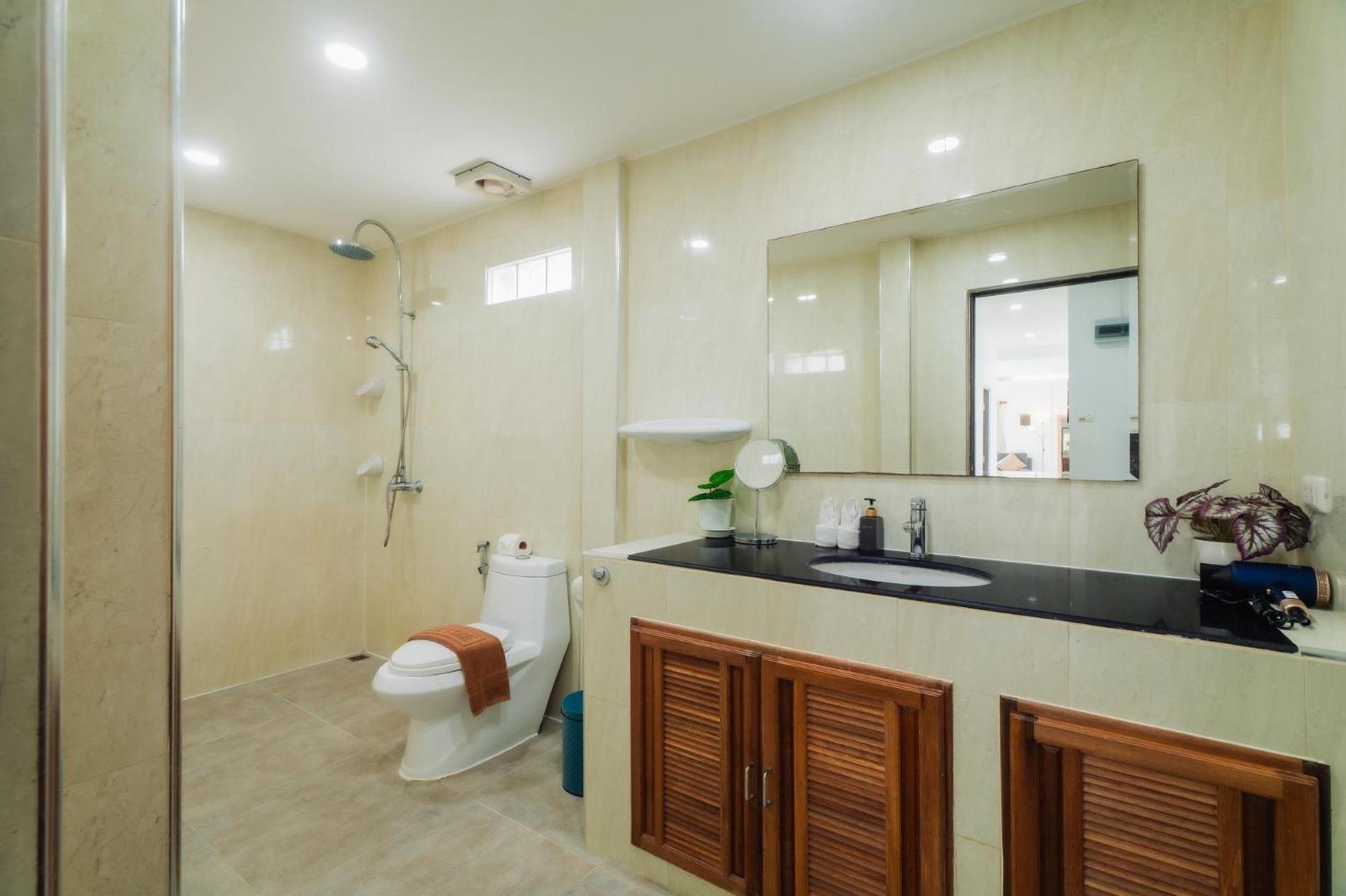 Jasmine Pool Villa In Nai Harn Rawai Ngoại thất bức ảnh
